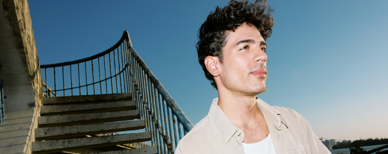 Man on stairs - Genesis Med Solutions